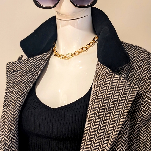 Vintage 80%wool, Herringbone velvet collar accent coat size small - Picture 6 of 16
